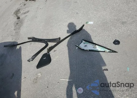 2016 Cadillac Ct6 Platinum z USA, uszkodzony, nr VIN 1G6KK5R61GU156660